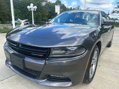 Used 2016 Dodge Charger SXT