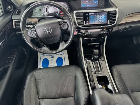 Used 2017 Honda Accord EX-L image 28