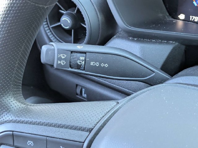 Used 2025 Chevrolet Colorado W/T RWD image 23