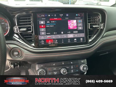 Used 2025 Dodge Durango GT w/ Blacktop Package AWD/4WD image 8