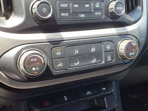 Used 2018 GMC Canyon SLE w/ SLE Convenience Package AWD/4WD image 22