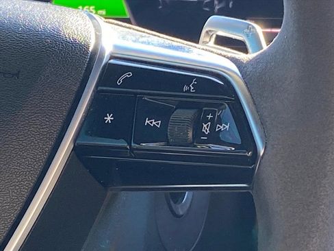 Used 2022 Audi e-tron GT Premium Plus image 6