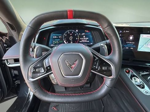 Used 2024 Chevrolet Corvette Stingray Premium Conv w/ Z51 Performance Package RWD image 13