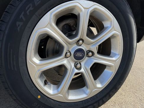 Used 2020 Ford EcoSport SE image 11