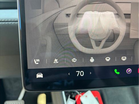 Used 2026 Tesla Model Y Long Range image 27