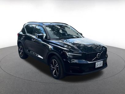 Used 2024 Volvo XC40 B5 Core