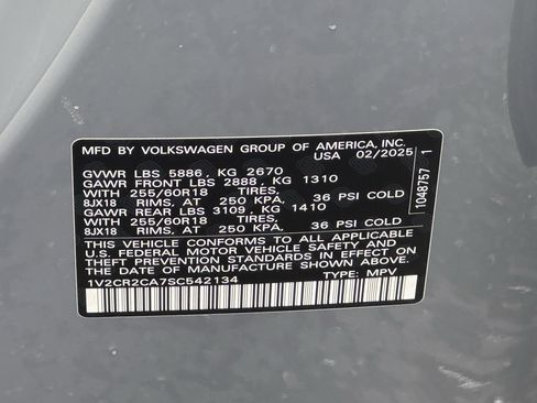 Used 2025 Volkswagen Atlas Peak Edition SE image 42
