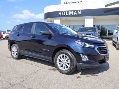 Used 2021 Chevrolet Equinox LS w/ LS Convenience Package