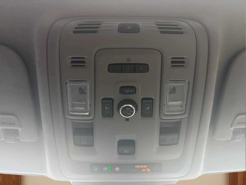 Certified 2023 Cadillac Escalade Sport Platinum w/ LPO, Floor Liner Package AWD/4WD image 21