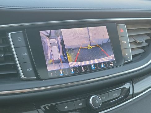 Used 2021 Buick Enclave Avenir w/ Avenir Technology Package AWD/4WD image 27