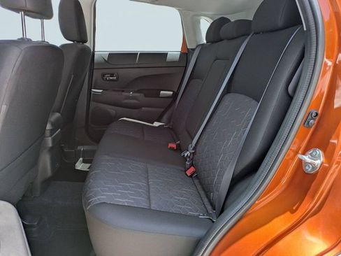 Used 2025 Mitsubishi Outlander Sport LE AWD/4WD image 14