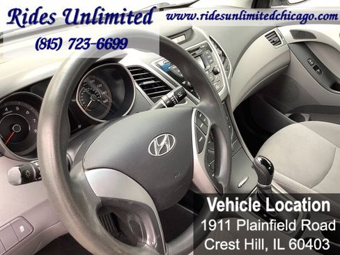 Used 2015 Hyundai Elantra SE FWD image 27