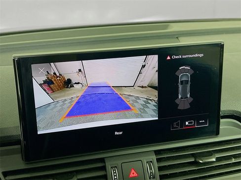 Used 2023 Audi Q5 2.0T Premium w/ Convenience Package image 16