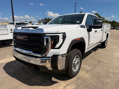 New 2026 GMC Sierra 2500 Pro w/ Convenience Package