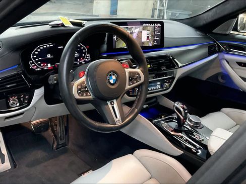 Used 2023 BMW M5 w/ Competition Package image 17
