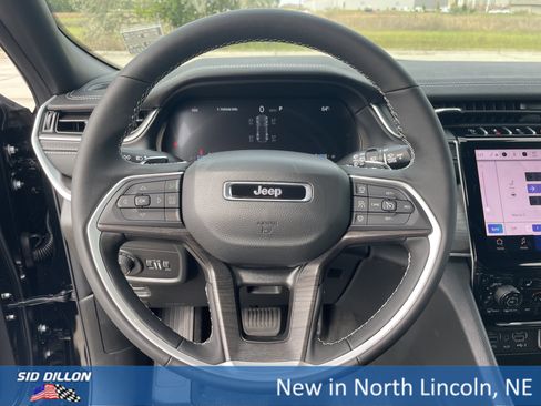 New 2025 Jeep Grand Cherokee Limited image 6