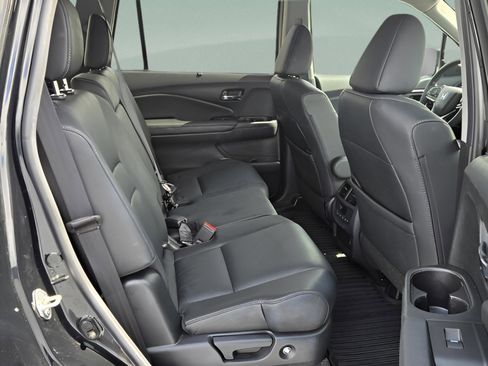 Used 2022 Honda Pilot Special Edition image 12