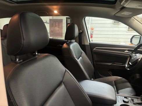 Used 2019 Volkswagen Atlas SE w/ Panoramic Sunroof Package AWD/4WD image 29