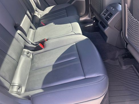 Certified 2025 Audi Q5 Premium w/ Convenience Package image 29