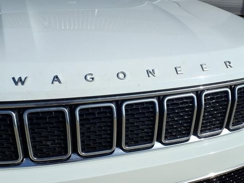Used 2024 Jeep Wagoneer Series II w/ Flexible Seating Group AWD/4WD image 27