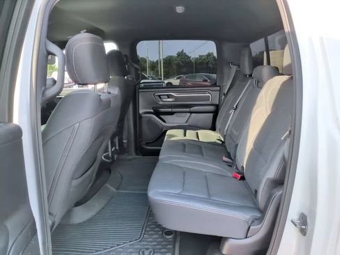 Used 2022 RAM 1500 Big Horn AWD/4WD image 12
