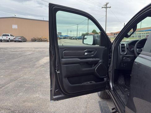 New 2026 RAM 1500 Laramie w/ Laramie Southwest Edition AWD/4WD image 10