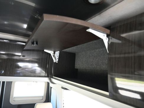 Used 2014 Mercedes-Benz Sprinter 3500 image 36