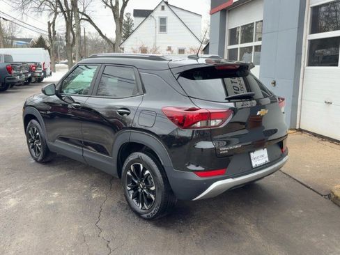 Used 2022 Chevrolet TrailBlazer LT w/ Convenience Package image 6