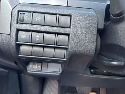 Used 2024 Toyota Tacoma TRD Off-Road image 16