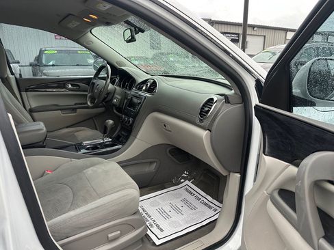 Used 2017 Buick Enclave Convenience FWD image 12