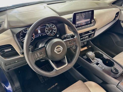 Used 2021 Nissan Rogue SV AWD/4WD image 11