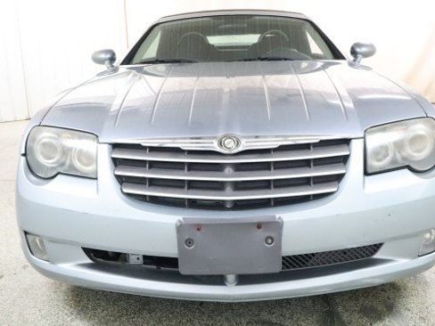 Used 2005 Chrysler Crossfire Limited RWD image 7
