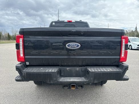 Used 2024 Ford F250 Lariat w/ Lariat Ultimate Package AWD/4WD image 10