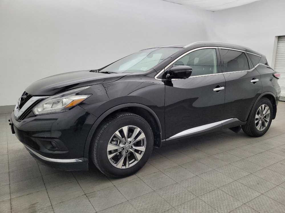 Used 2018 Nissan Murano Platinum w/ Cargo Package FWD image 2
