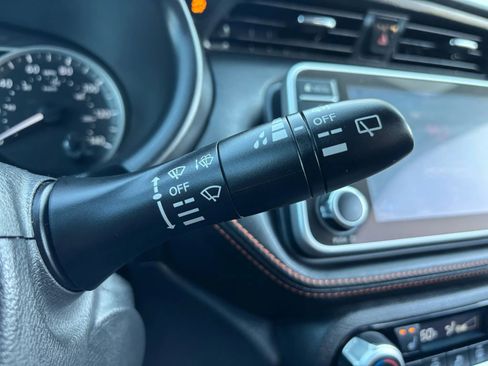 Used 2020 Nissan Kicks SR w/ SR Premium Package image 26