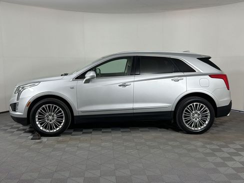 Used 2018 Cadillac XT5 Luxury w/ Driver Awareness Package FWD image 2