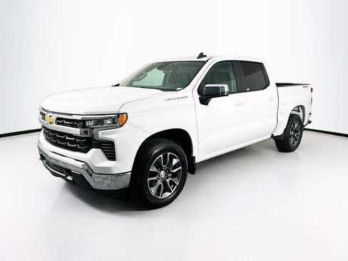 Used 2023 Chevrolet Silverado 1500 LT AWD/4WD image 3