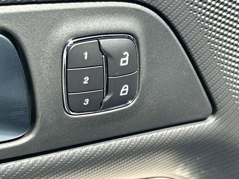 Used 2025 Ford Mustang GT Premium RWD image 25