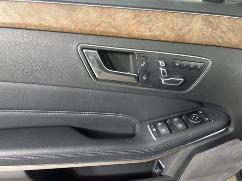 Used 2014 Mercedes-Benz E 350 4MATIC Wagon image 10