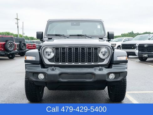 Used 2024 Jeep Wrangler Unlimited Sport AWD/4WD image 9