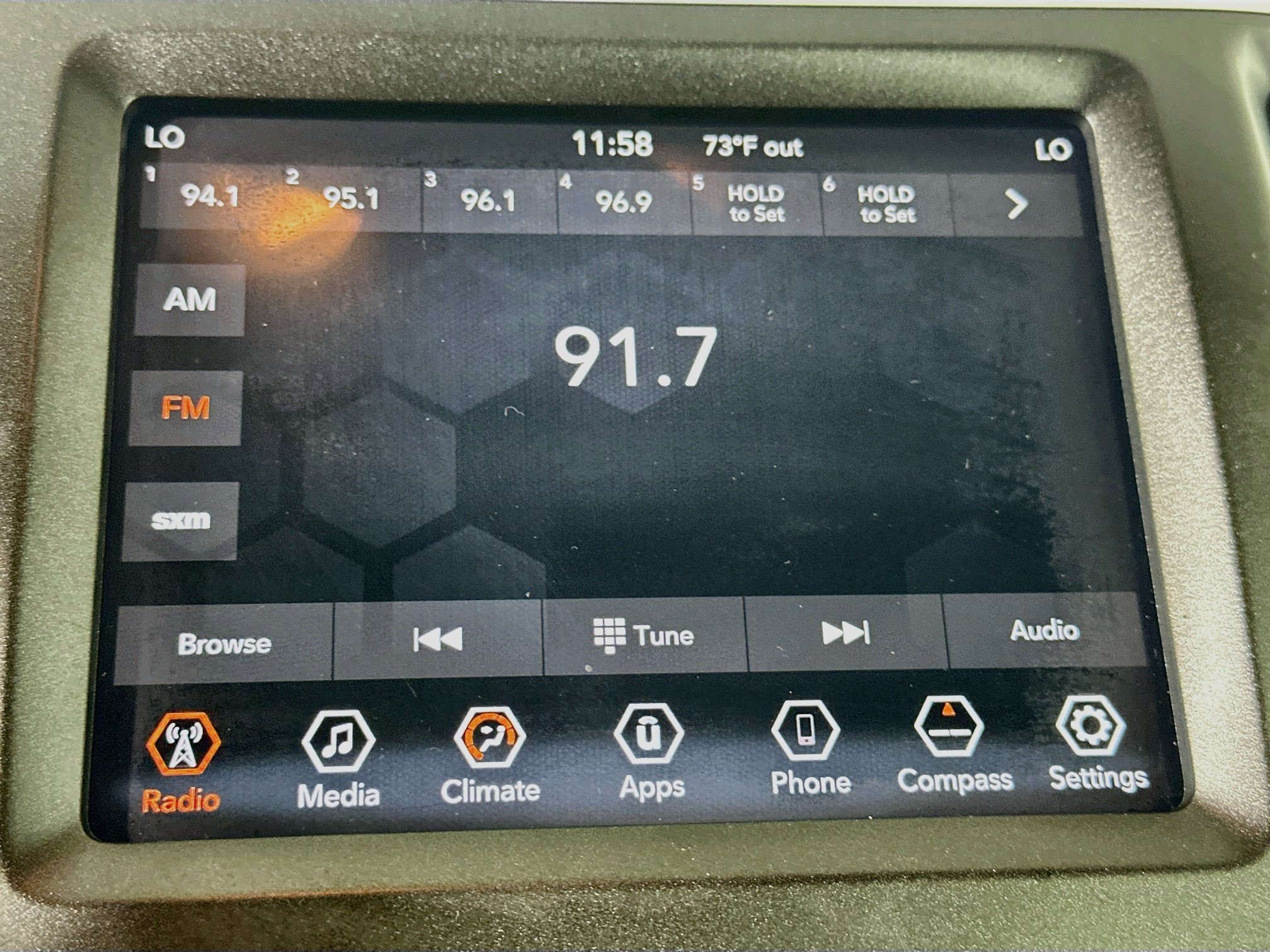 Used 2019 Jeep Cherokee Trailhawk AWD/4WD image 21