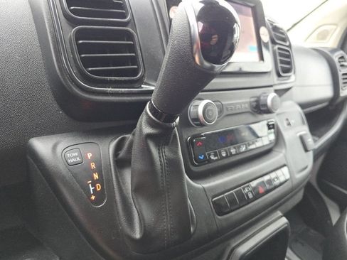 Used 2025 RAM ProMaster 2500 w/ Convenience Group FWD image 31