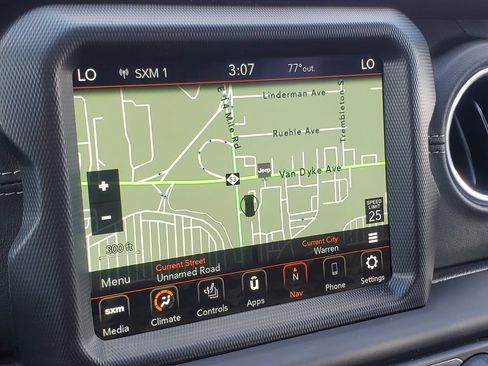 Used 2023 Jeep Wrangler Unlimited Sahara w/ Cold Weather Group AWD/4WD image 17