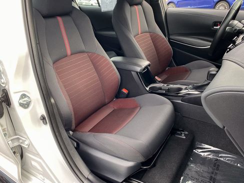 Certified 2025 Toyota Corolla SE FWD image 34