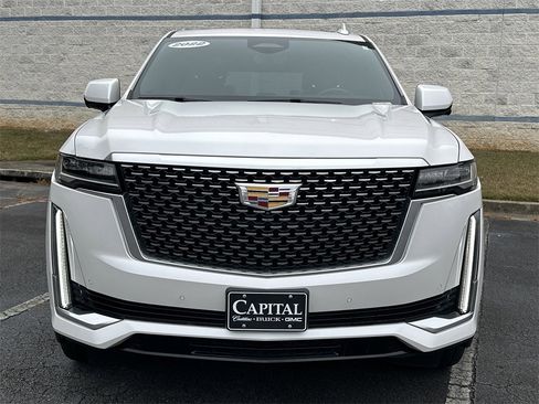 Used 2022 Cadillac Escalade ESV Premium Luxury w/ Performance Package image 2