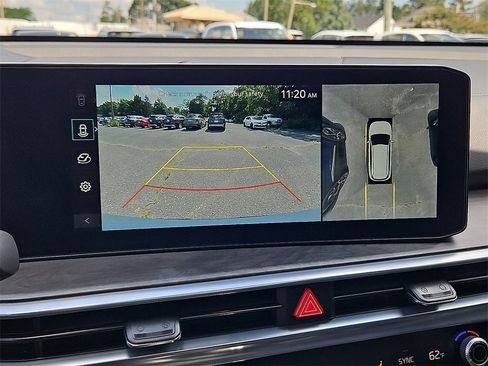 Used 2024 Kia Sorento SX Prestige image 19