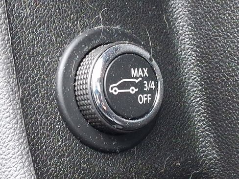 Used 2021 Cadillac XT4 Premium Luxury w/ Cold Weather Package image 25