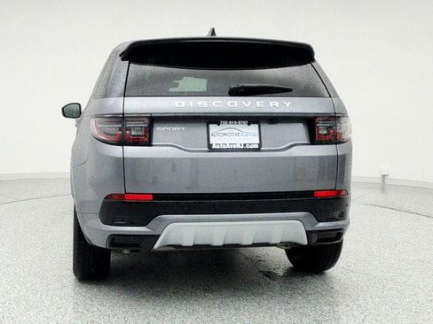 Used 2025 Land Rover Discovery Sport S image 6
