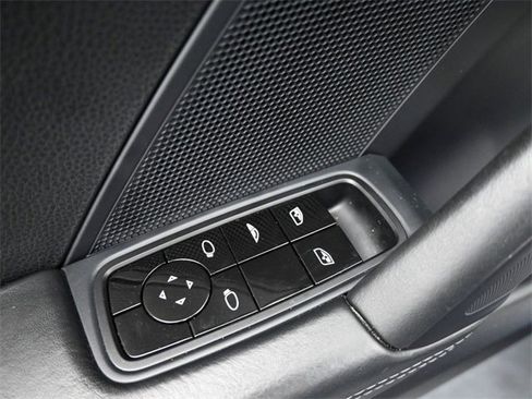 Used 2020 Porsche 911 Carrera S image 9