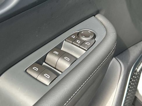 Used 2026 Buick Enclave Preferred FWD image 33